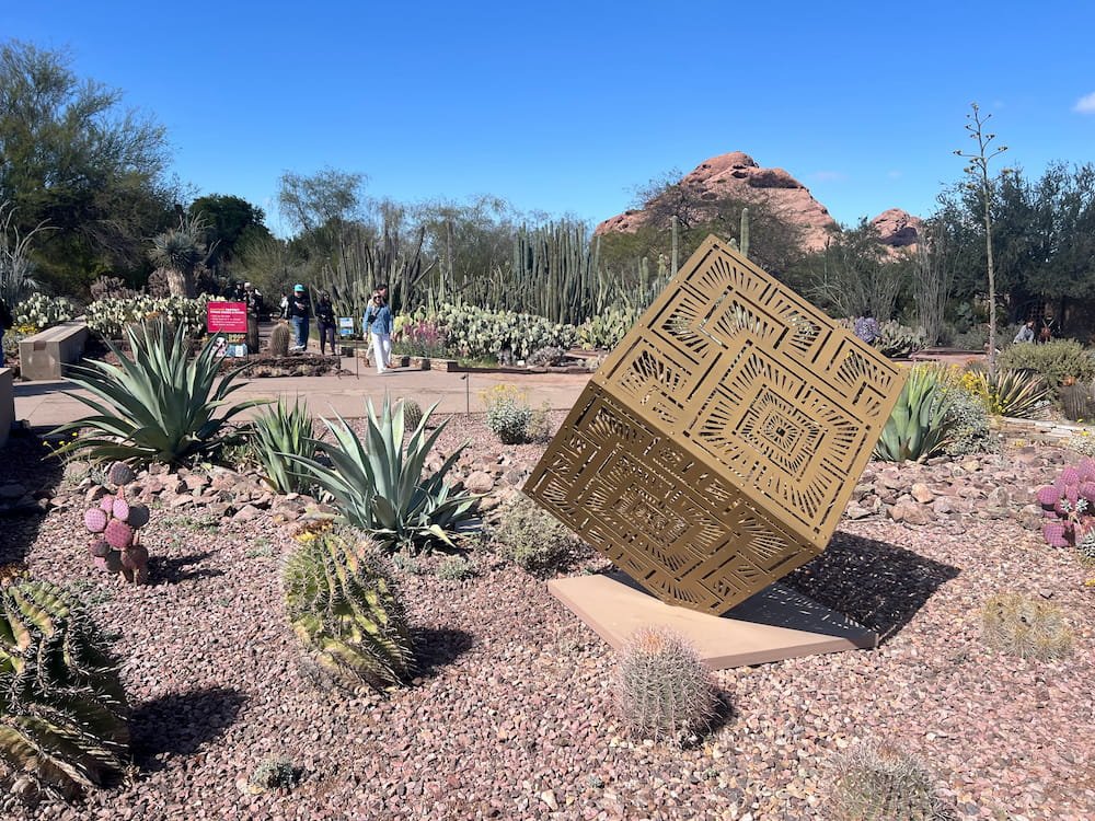Art at the botanical gardens