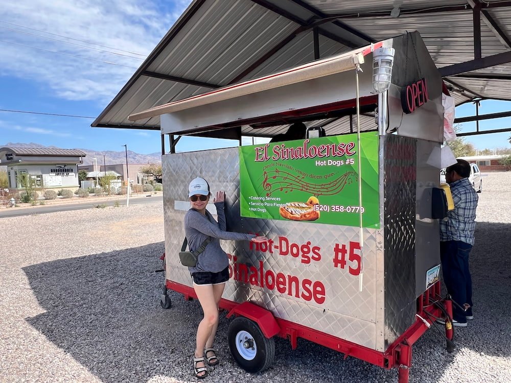 El Sinaloense Hot Dog Stand