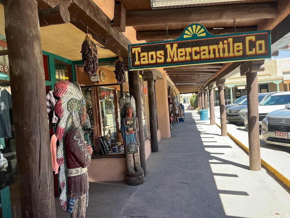 Indian statues in Taos