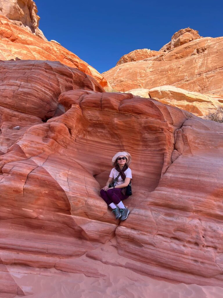 Lisette found a nice natural seat