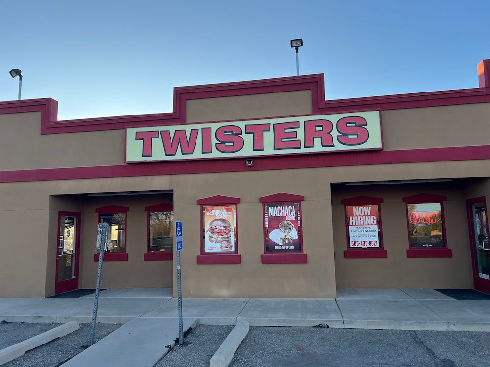 Los Pollos Hermanos (I mean Twisters)