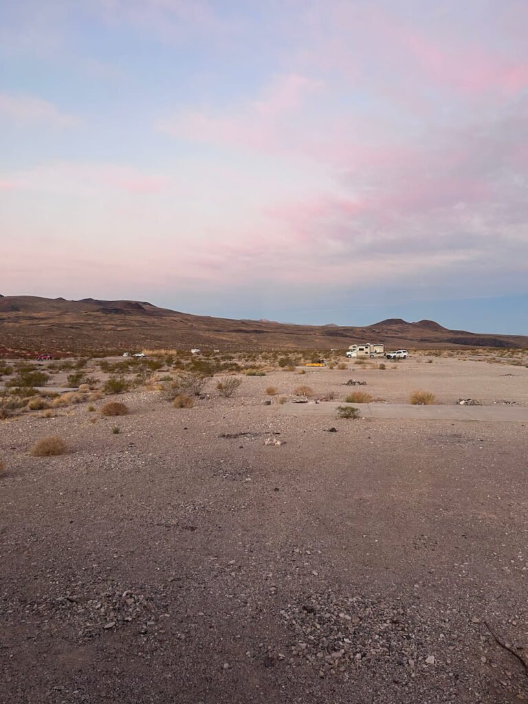 The campside was free and surprisingly empty