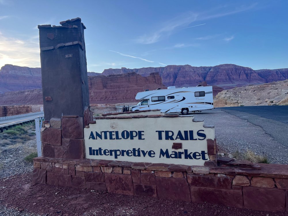 Navajo Bridge parking