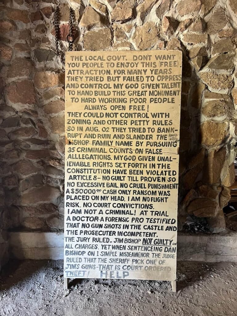 Notice of the government trying to stop construction