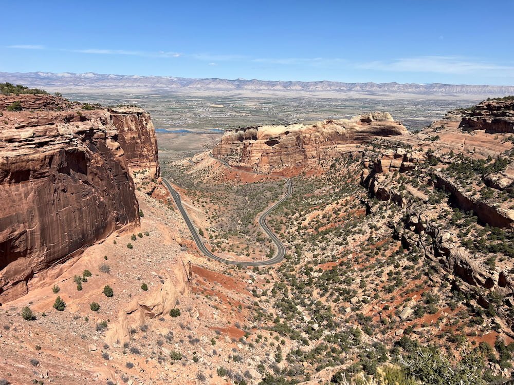 Switchbacks looking toward Fruita