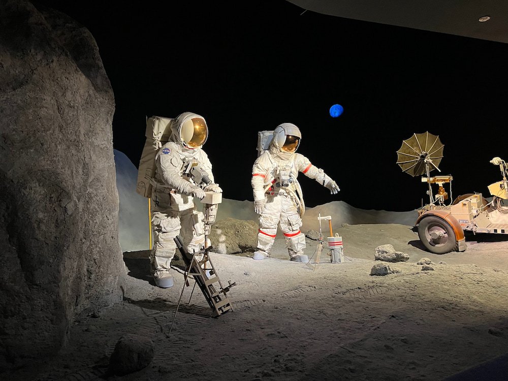 Astronaut moonwalk display