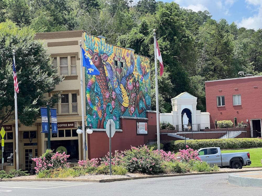 Nice mural in Hot Springs