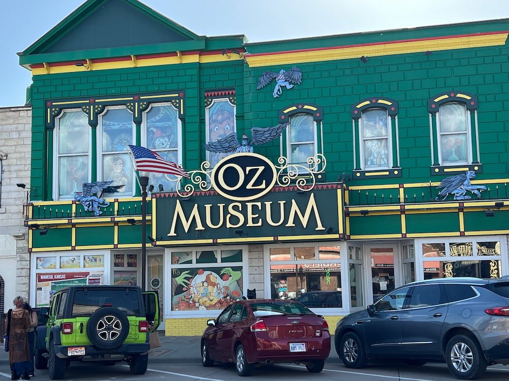 Outside the Oz Museum