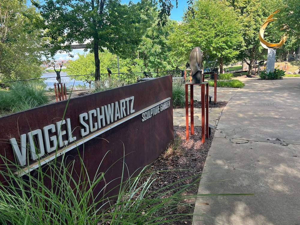 Vogel Schwartz Sculpture Garden