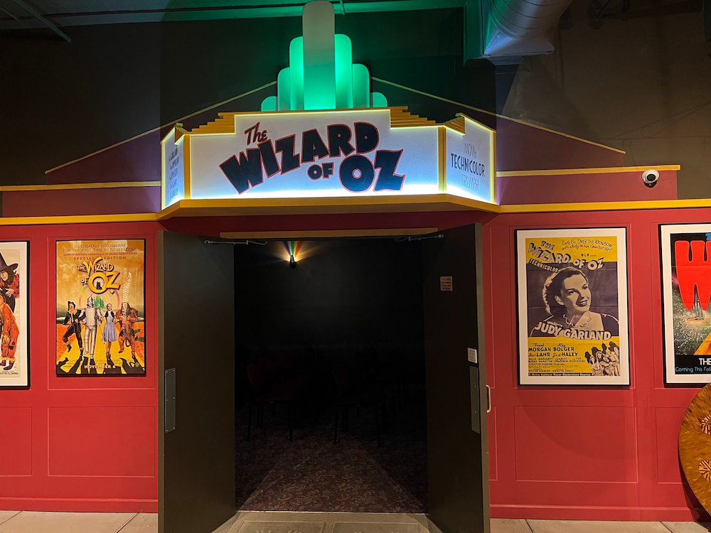 Wizard of Oz theater