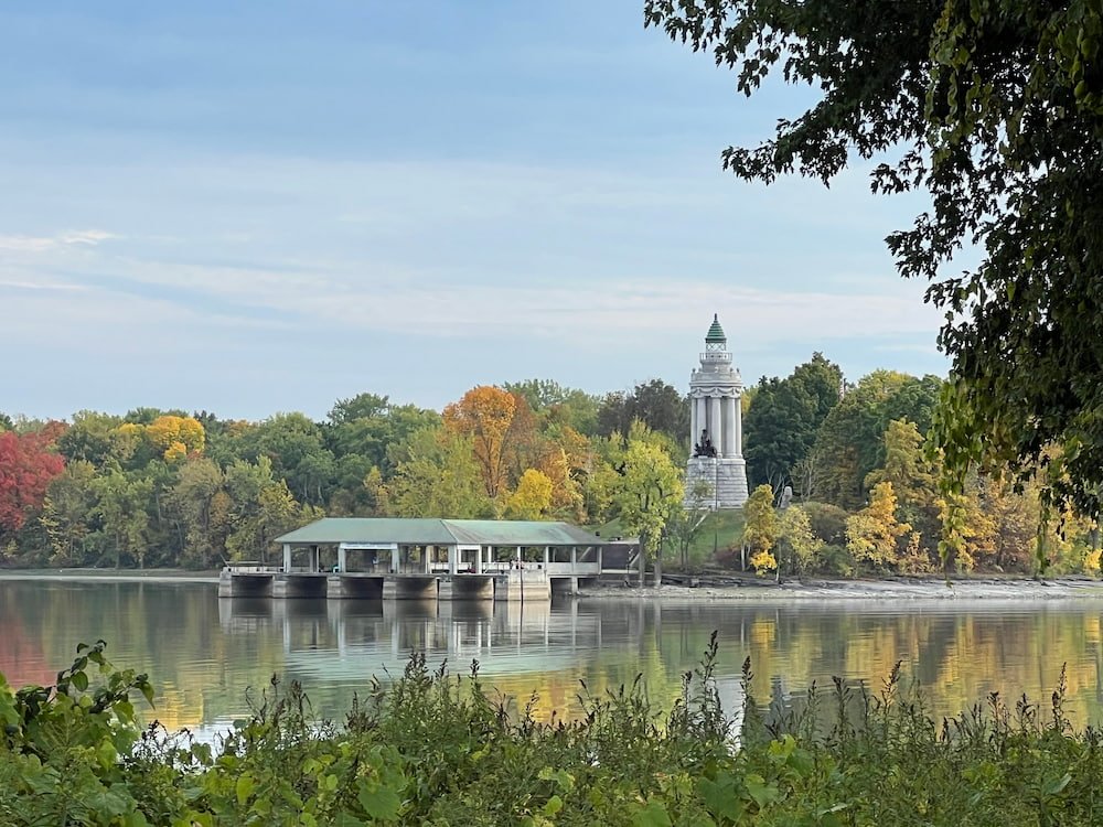 Crown Point Lighthouse