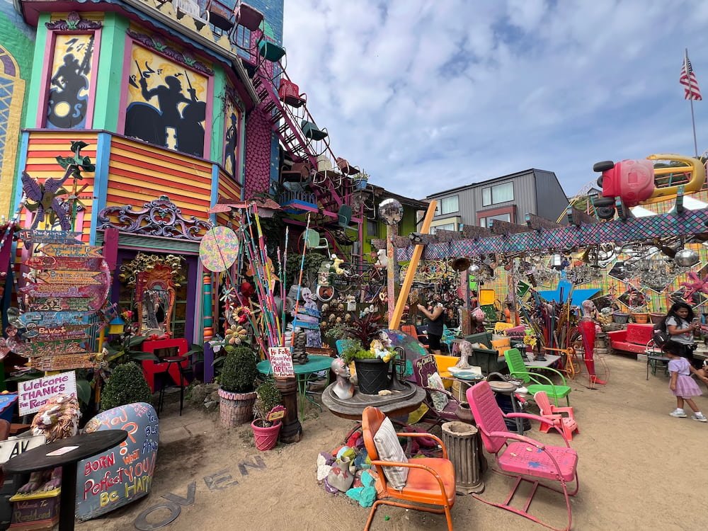 So much stuff to look at