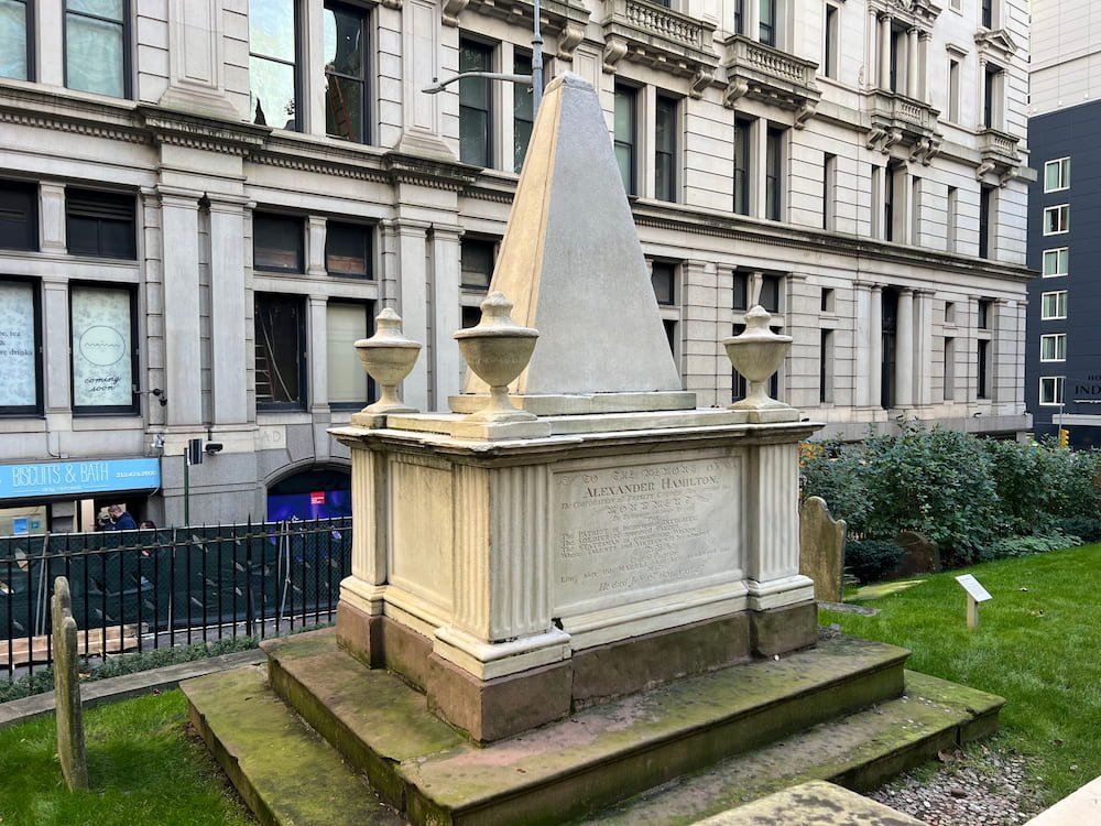 Alexander Hamilton grave