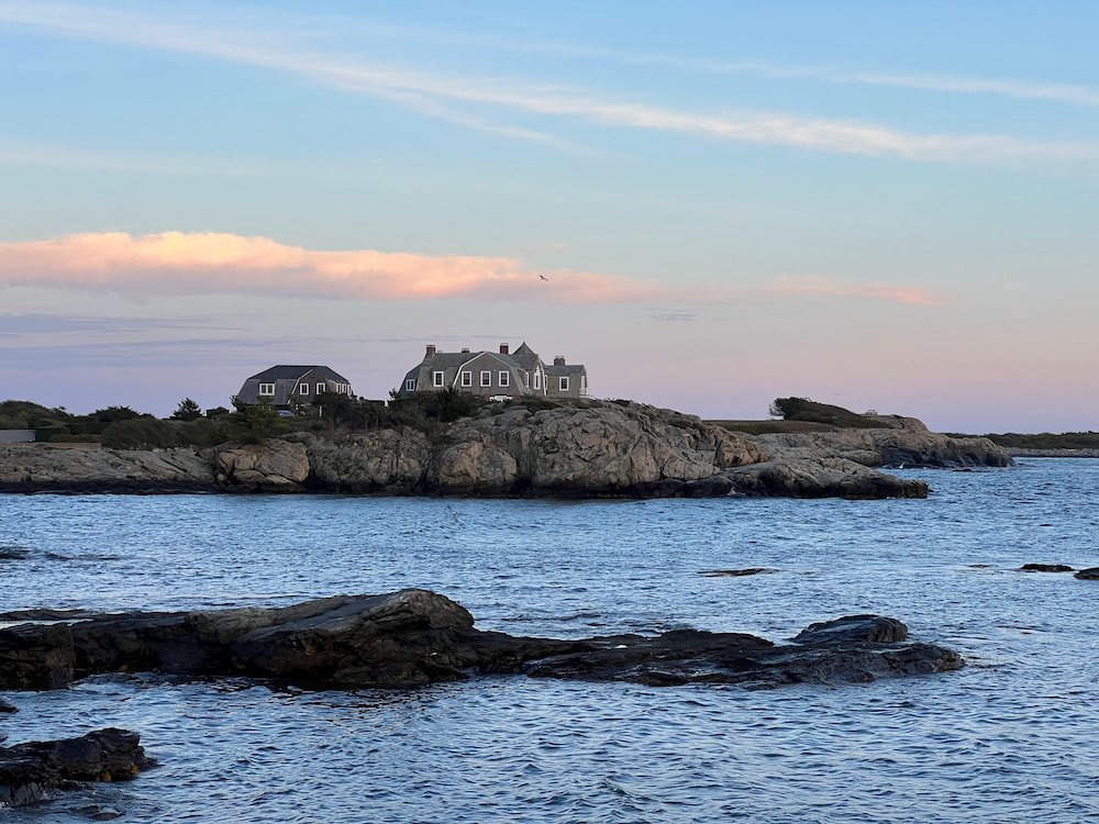 Another mansion on the ocean