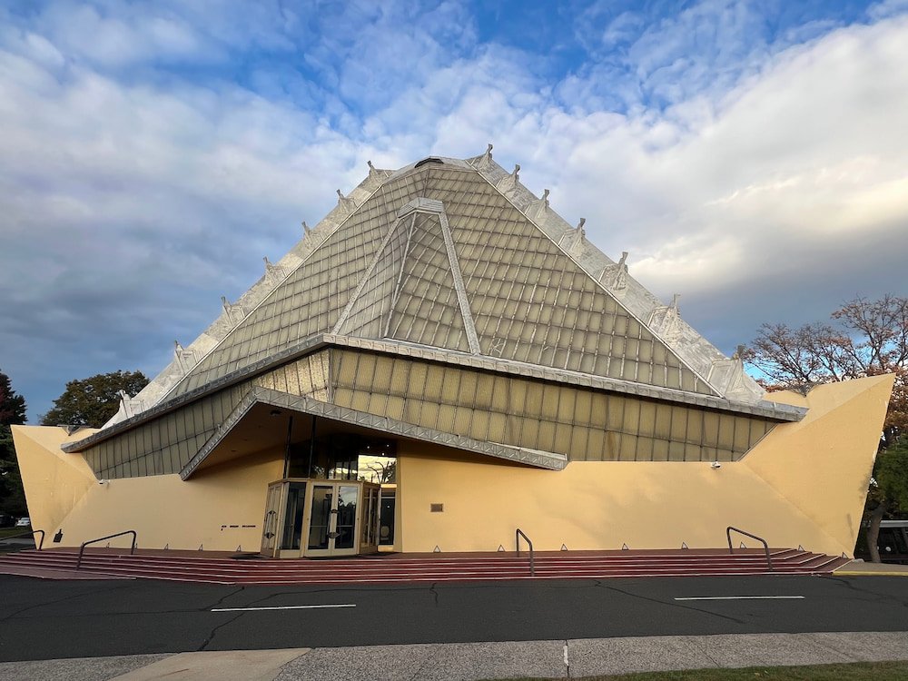 Beth Sholom Synagogue by Frank Lloyd Wright