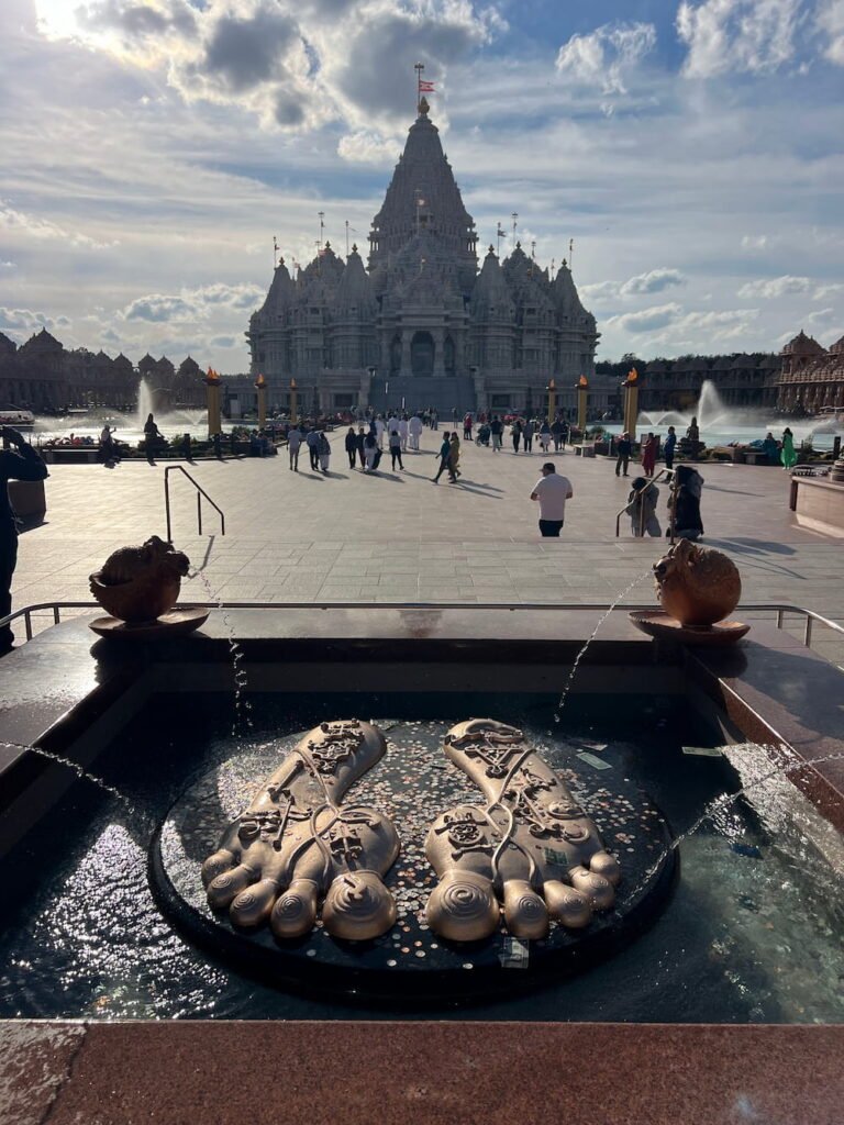Buddha's feet looking back to the main temple