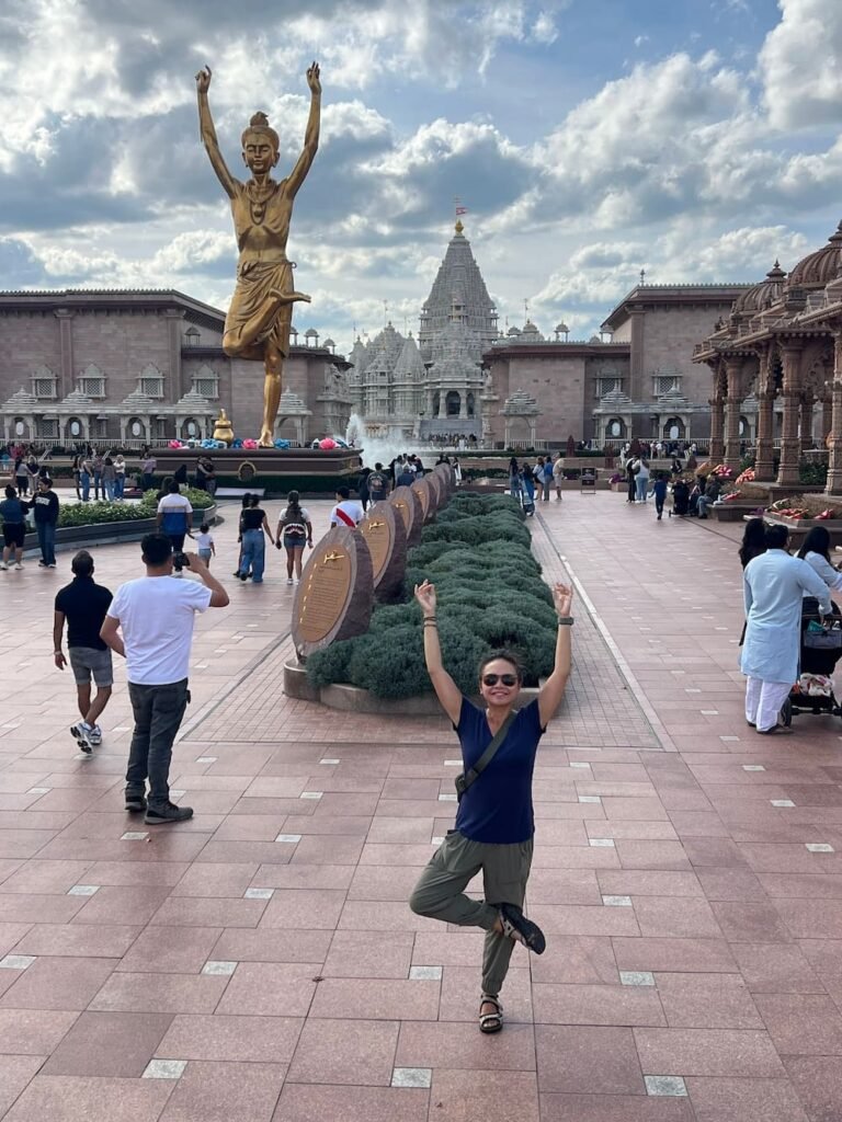 Lisette getting her pose on