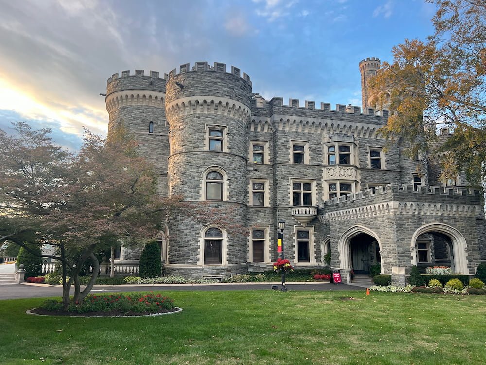 The front entrance to the Arcadia University