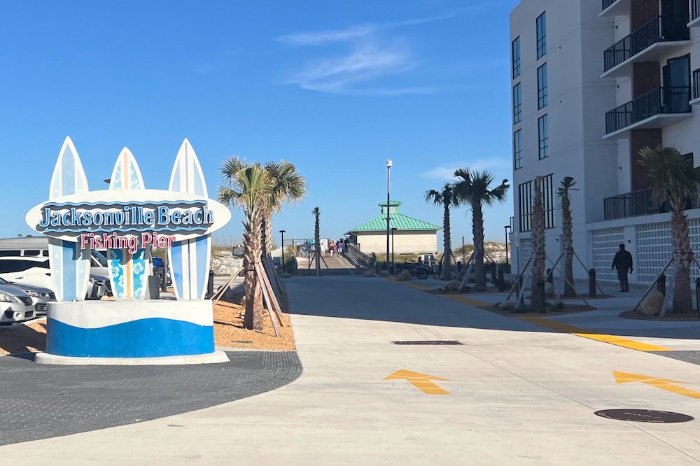 Jacksonville Beach Fishing Pier