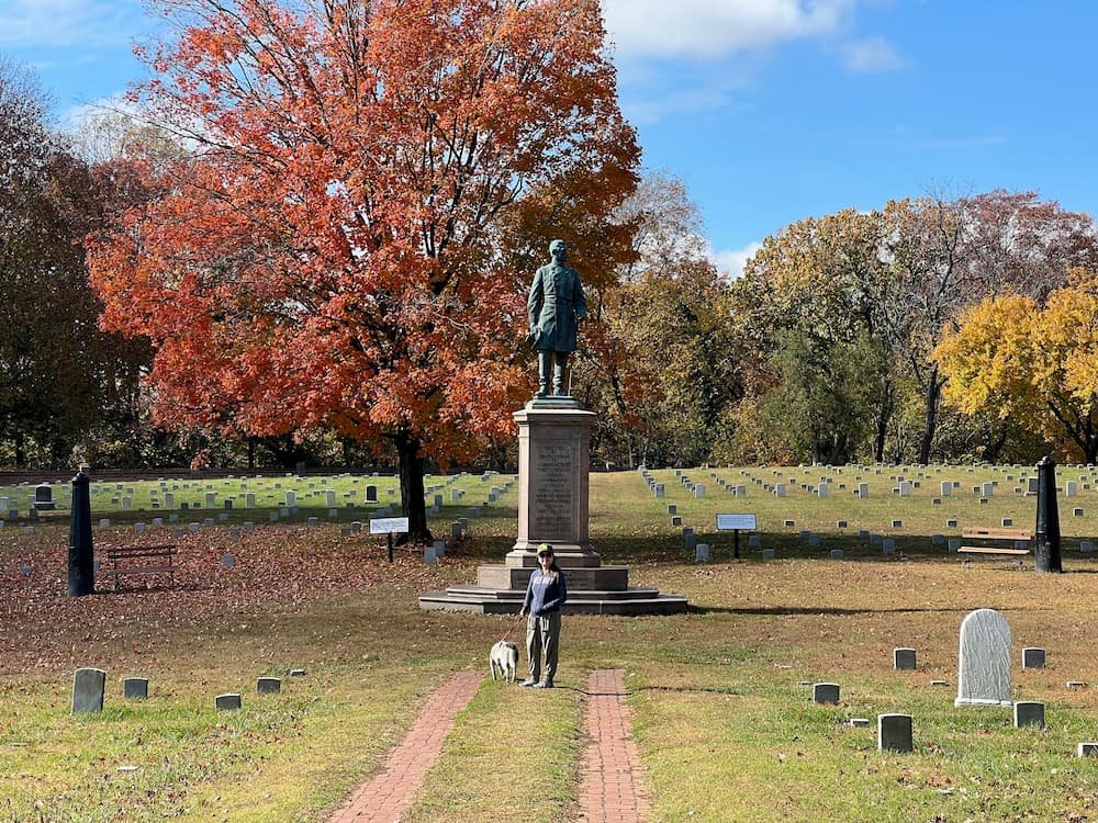 Lisette and Sheila in the cemetery