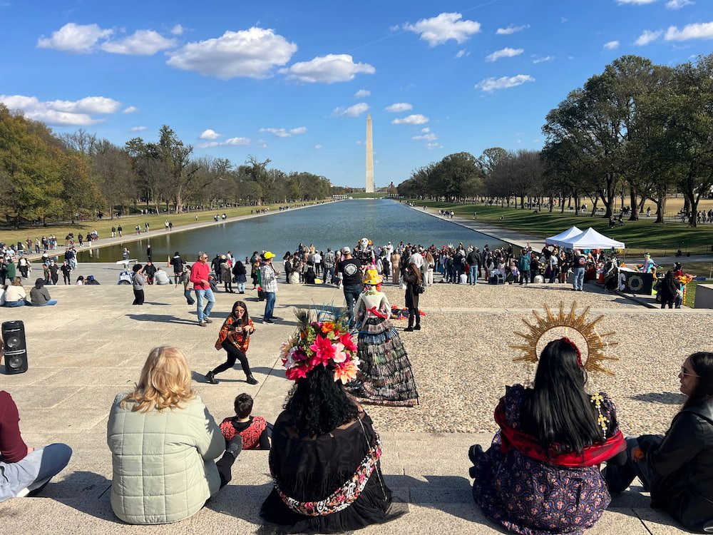 People dressed for Dia de los Muertos